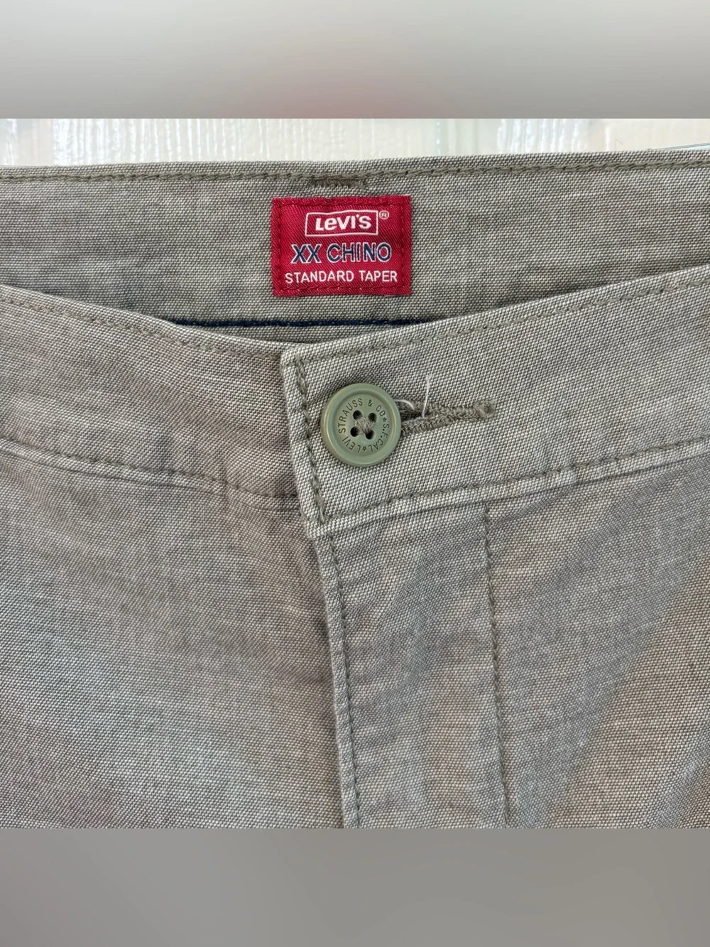 EUC Levi's XX Chino Standard Taper Pants, Men Sz 32x34, Heather Light Olive Gray